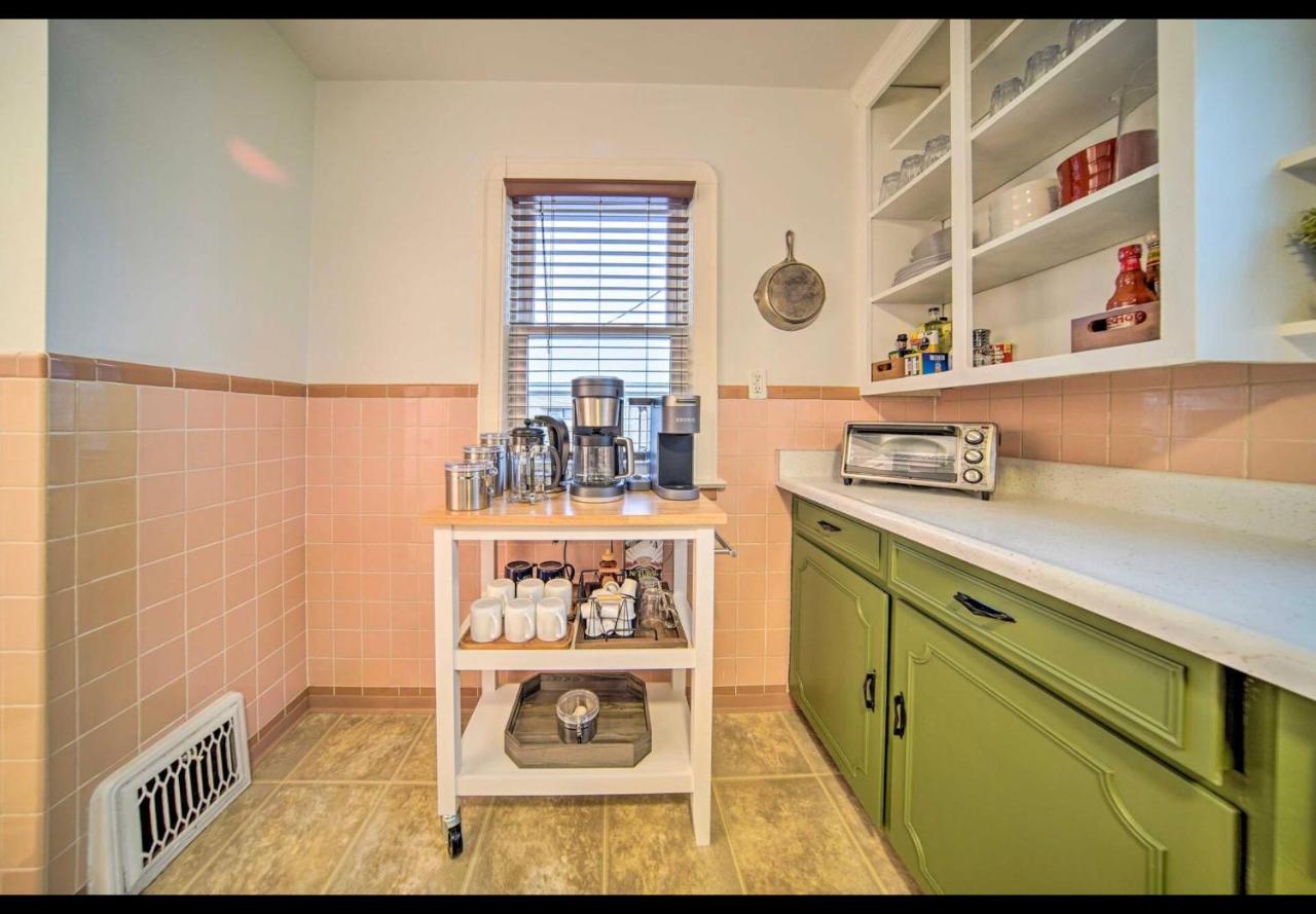 Modern Home • Family Friendly • Grill • Fireplace Erie Eksteriør bilde