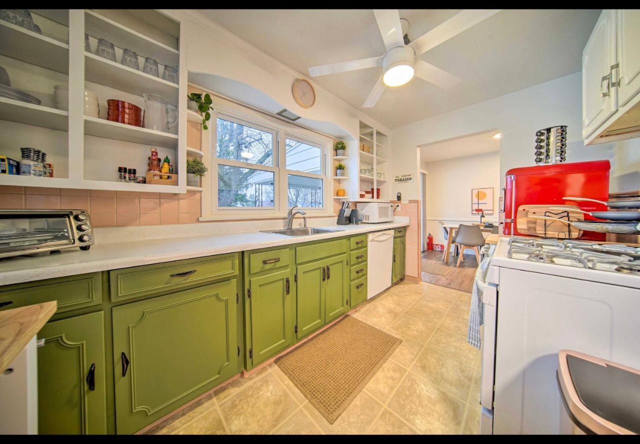 Modern Home • Family Friendly • Grill • Fireplace Erie Eksteriør bilde